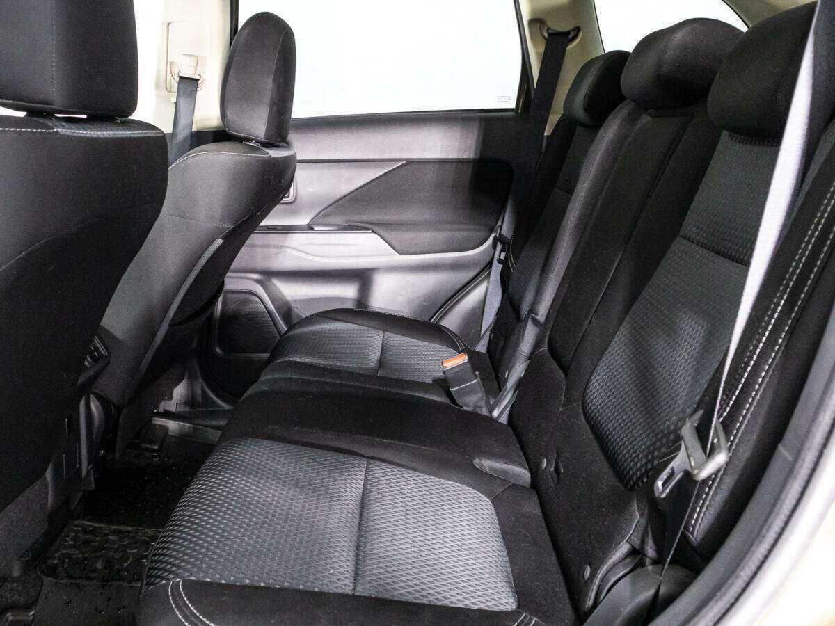 Купить Mitsubishi Outlander, 2019, 98 440 км.. Фото: #9