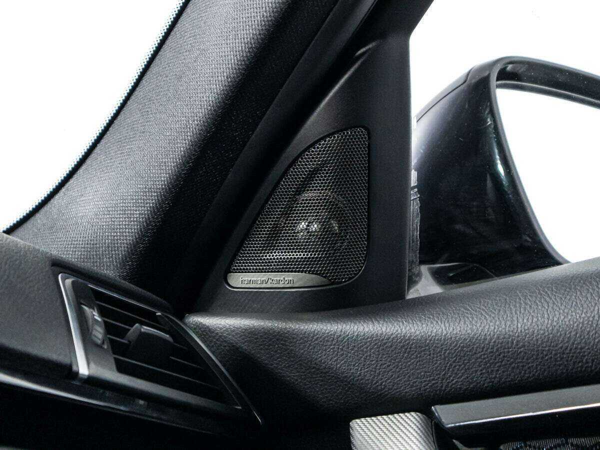 Купить BMW 3 серии, 2017, 110 025 км.. Фото: #18