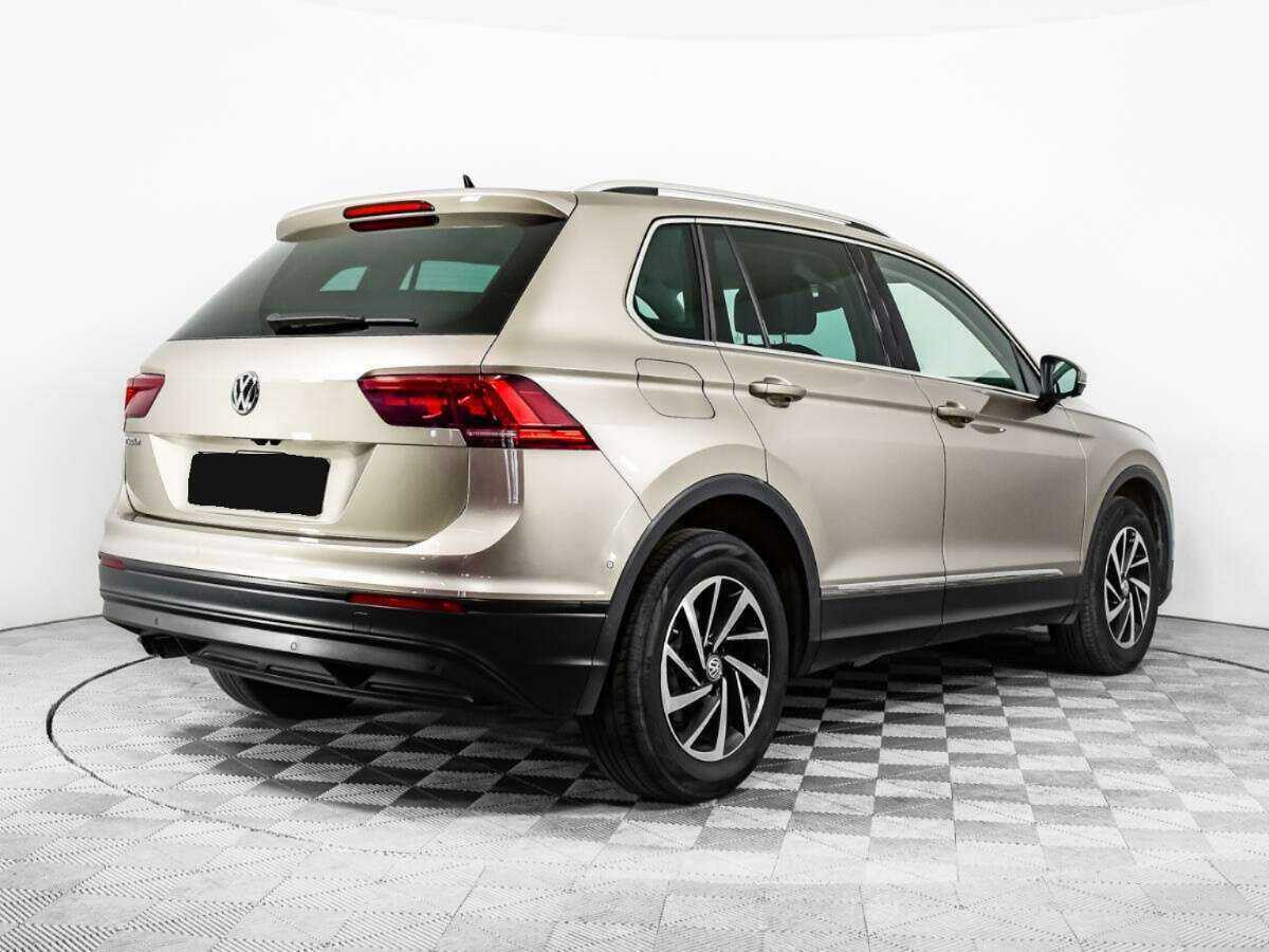 Купить Volkswagen Tiguan, 2018, 111 982 км.. Фото: #3