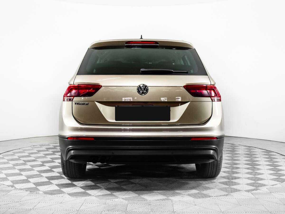 Купить Volkswagen Tiguan, 2018, 111 982 км.. Фото: #4