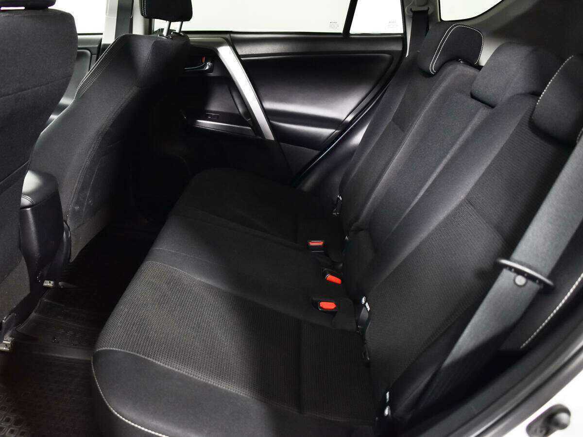 Купить Toyota RAV4, 2018, 54 526 км.. Фото: #11