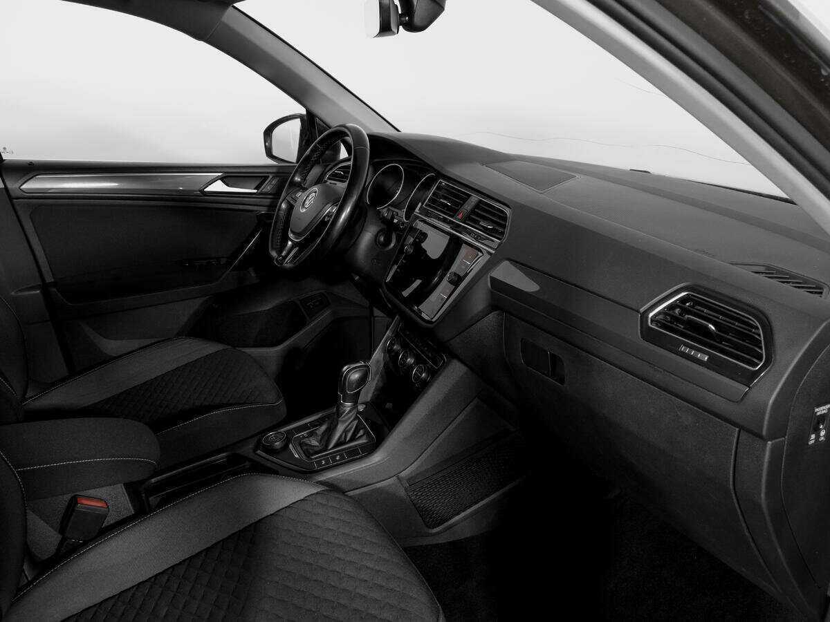 Купить Volkswagen Tiguan, 2018, 147 495 км.. Фото: #8