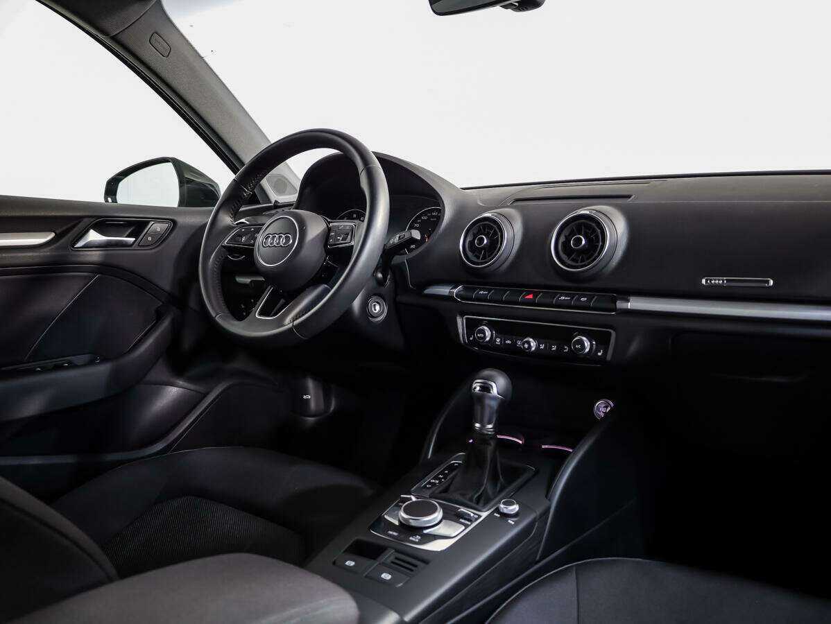 Купить Audi A3, 2019, 17 409 км.. Фото: #7