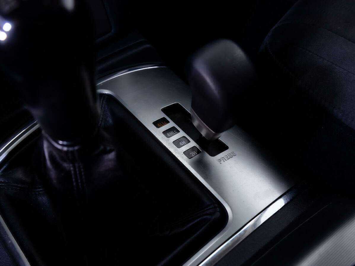 Купить Mitsubishi Pajero, 2013, 187 410 км.. Фото: #13