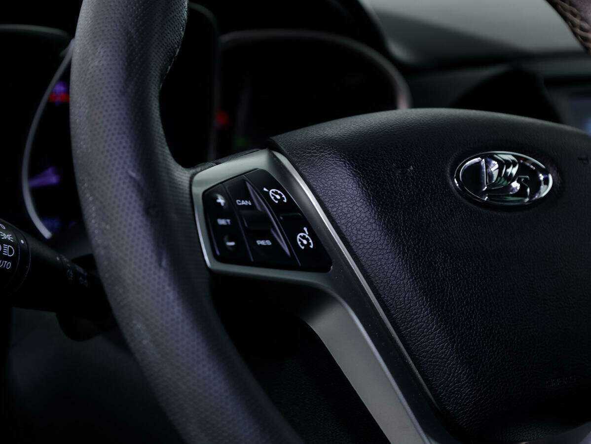 Купить Лада (ВАЗ) Веста, 2019, 72 892 км.. Фото: #18