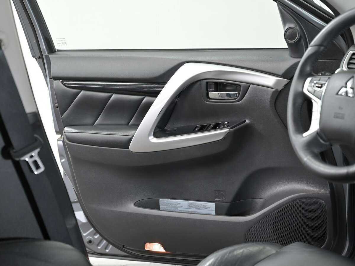 Купить Mitsubishi Pajero Sport, 2017, 169 000 км.. Фото: #9