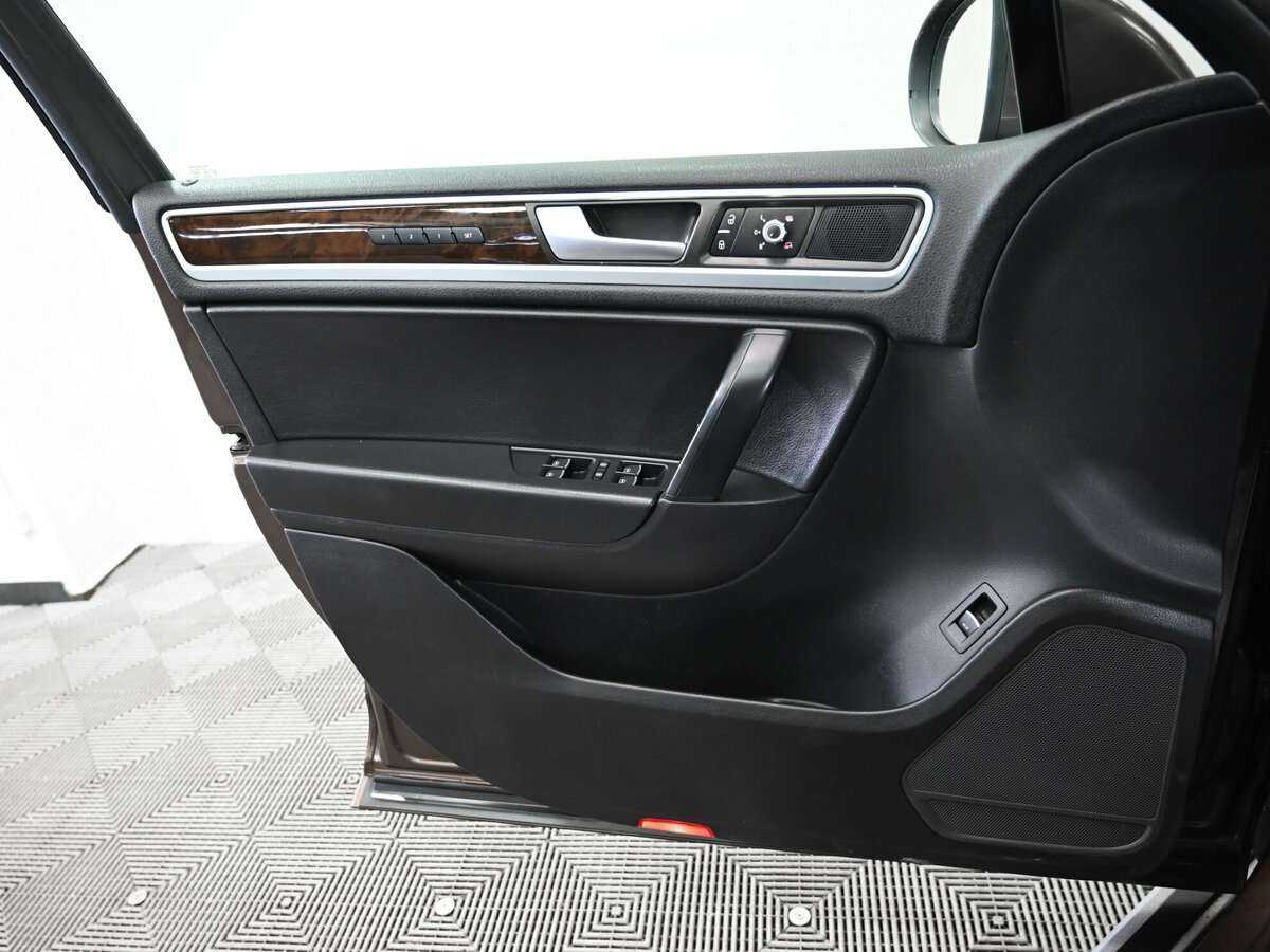 Купить Volkswagen Touareg, 2013, 144 000 км.. Фото: #12