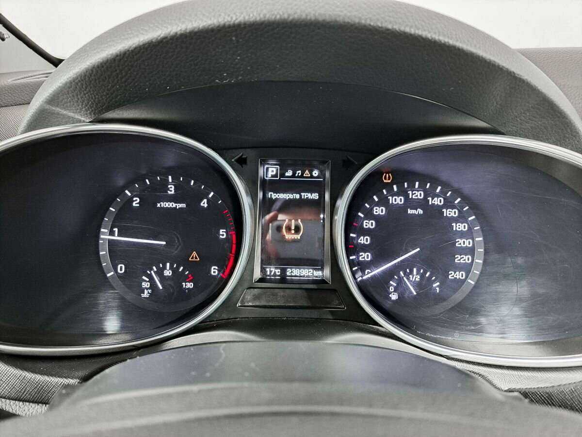 Купить Hyundai Santa Fe, 2017, 238 500 км.. Фото: #10