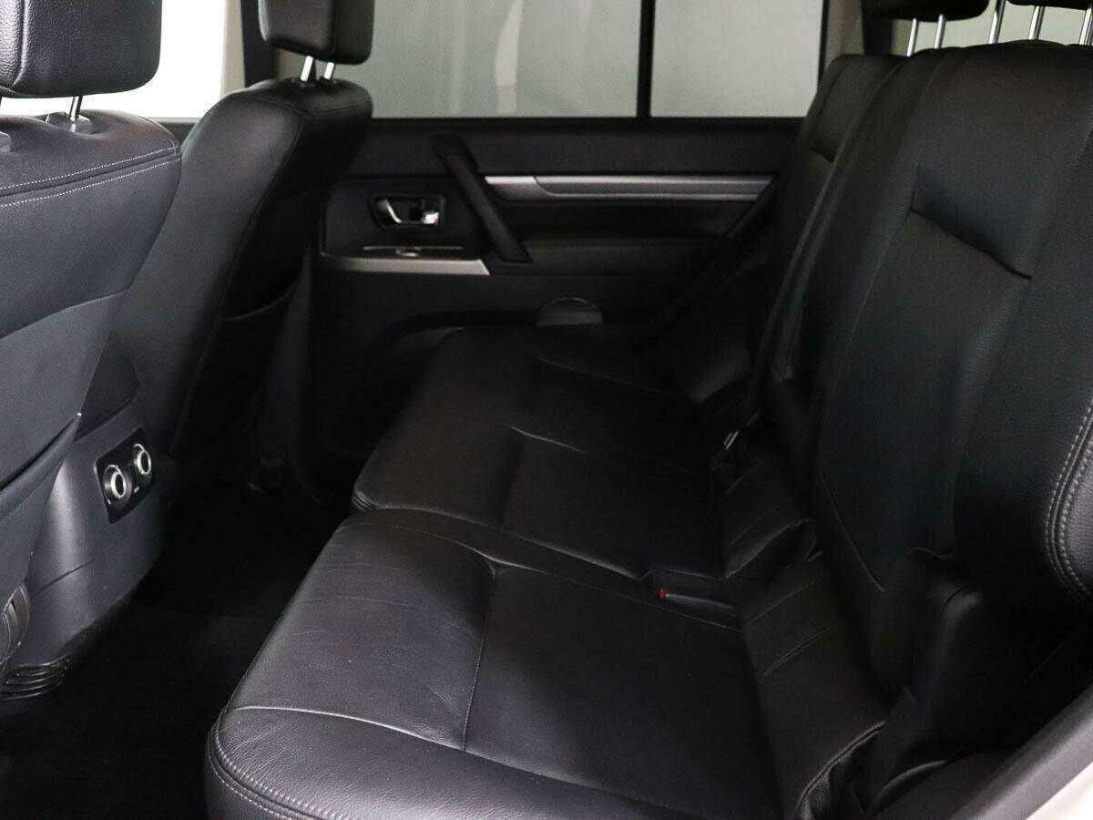Купить Mitsubishi Pajero, 2015, 75 250 км.. Фото: #5