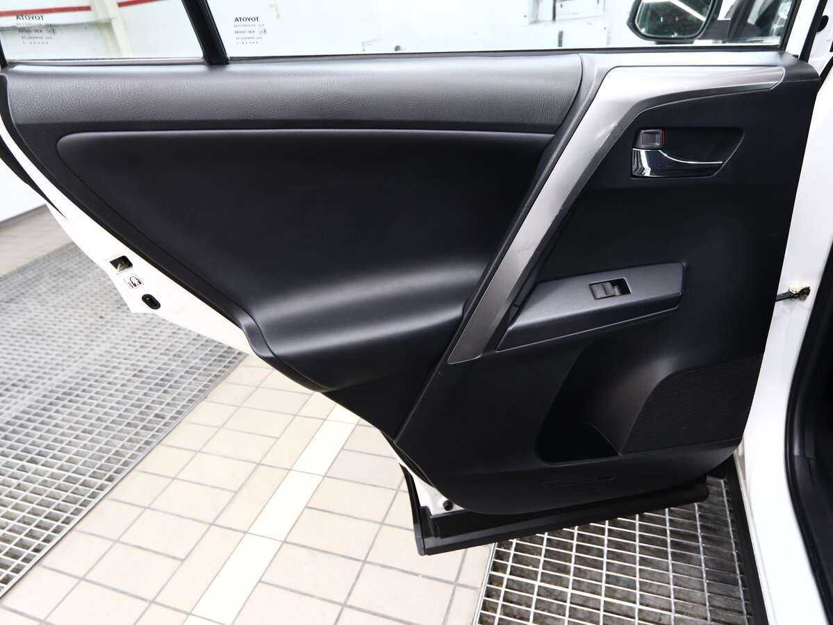 Купить Toyota RAV4, 2017, 143 000 км.. Фото: #17