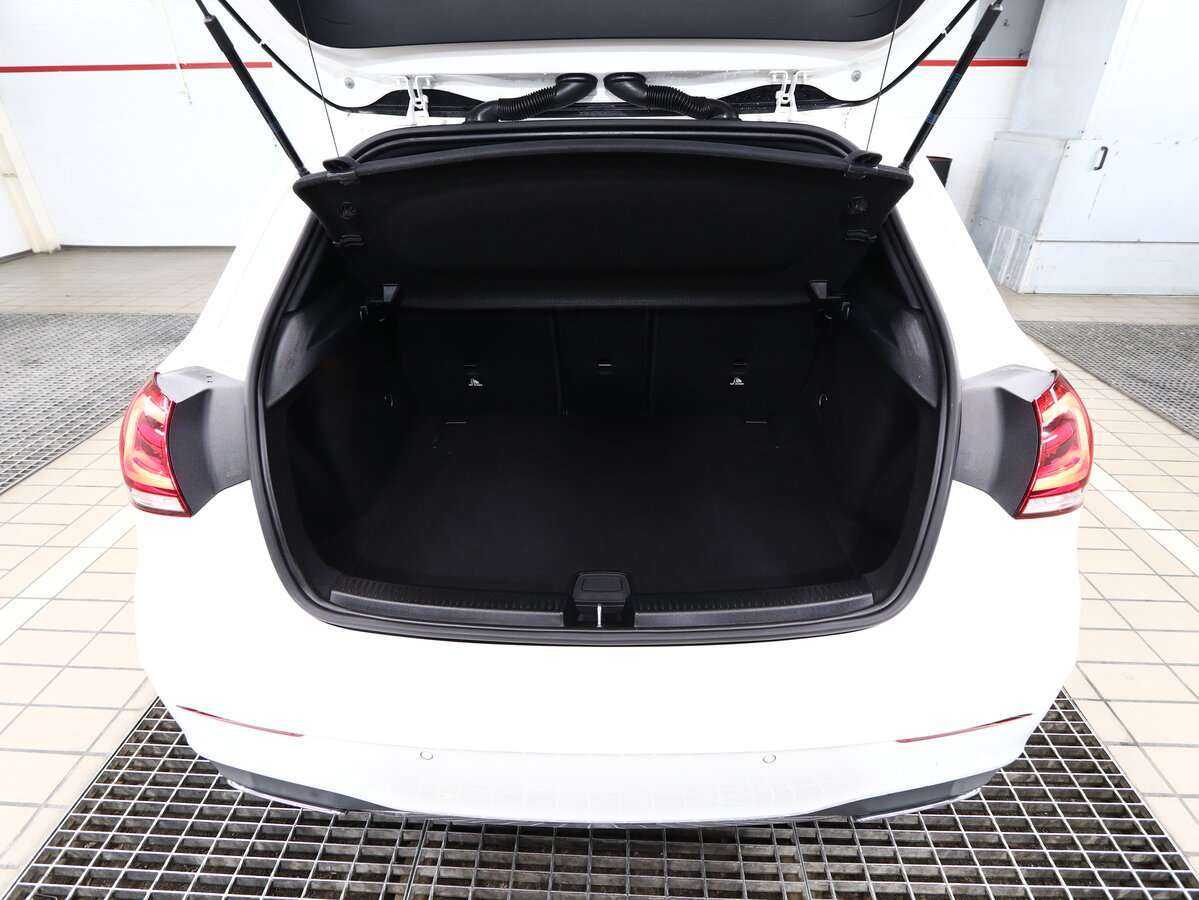 Купить Mercedes-Benz A-Класс, 2019, 21 000 км.. Фото: #4