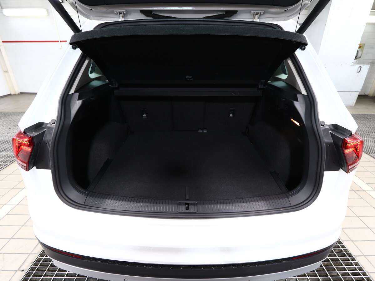 Купить Volkswagen Tiguan, 2019, 81 000 км.. Фото: #4
