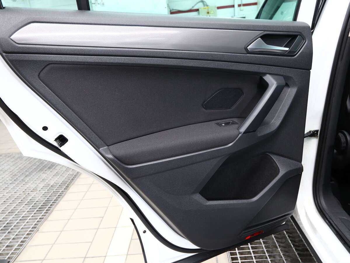 Купить Volkswagen Tiguan, 2019, 81 000 км.. Фото: #11