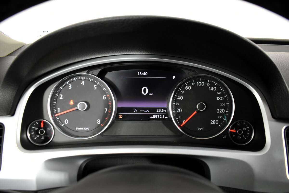 Купить Volkswagen Touareg, 2012, 299 500 км.. Фото: #6
