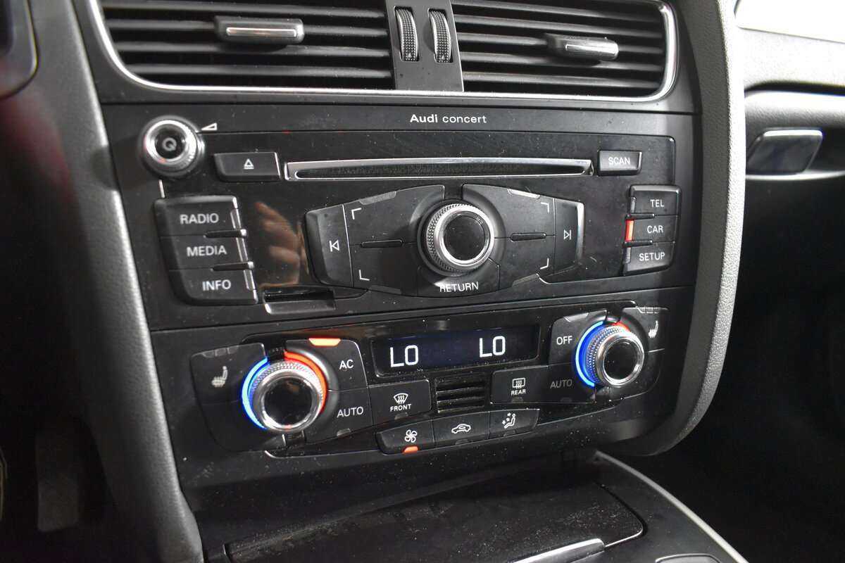 Купить Audi A4, 2012, 176 638 км.. Фото: #14