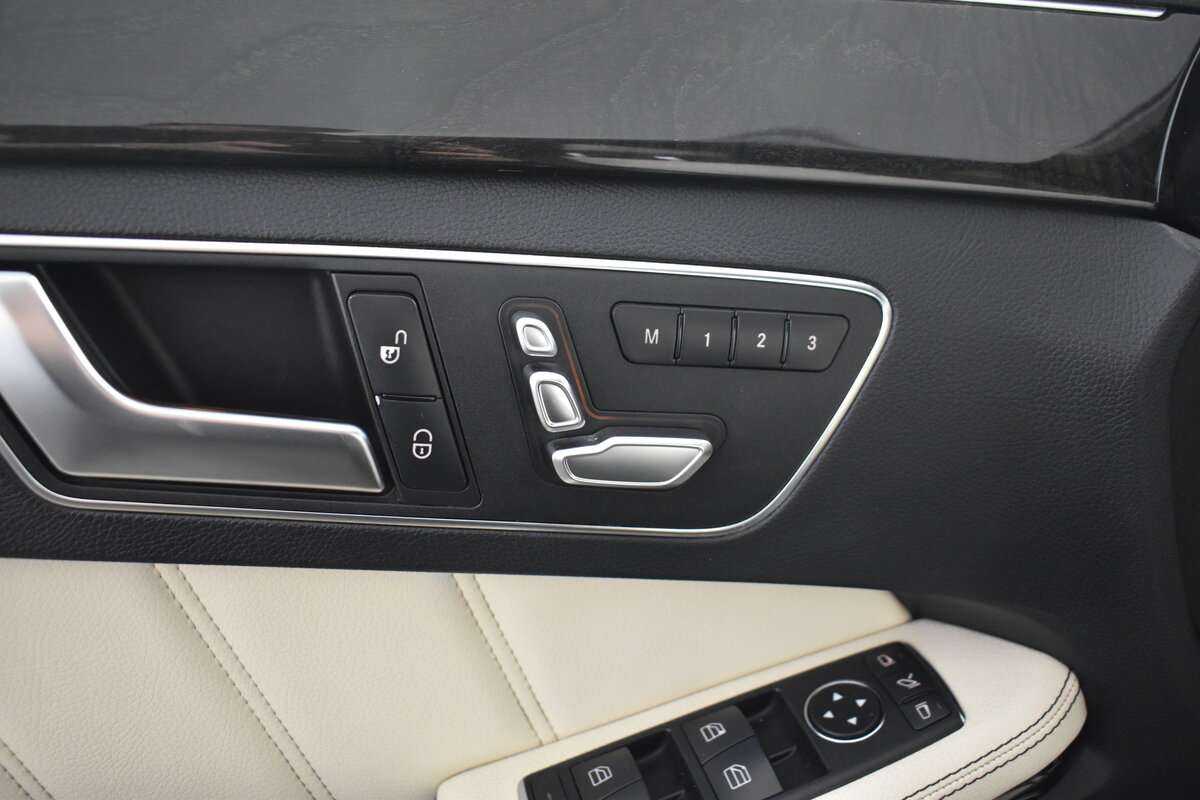 Купить Mercedes-Benz E-Класс, 2013, 184 400 км.. Фото: #10