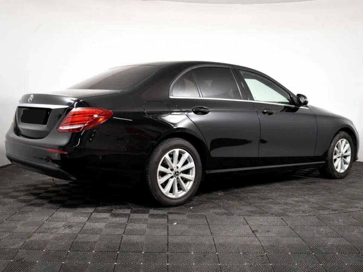 Купить Mercedes-Benz E-Класс, 2018, 91 646 км.. Фото: #3