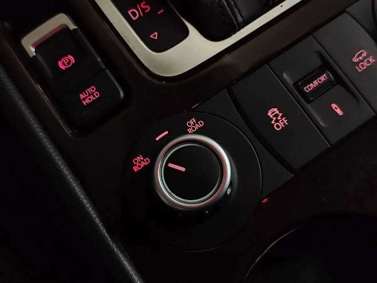 Купить Volkswagen Touareg, 2014, 176 954 км.. Фото: #12