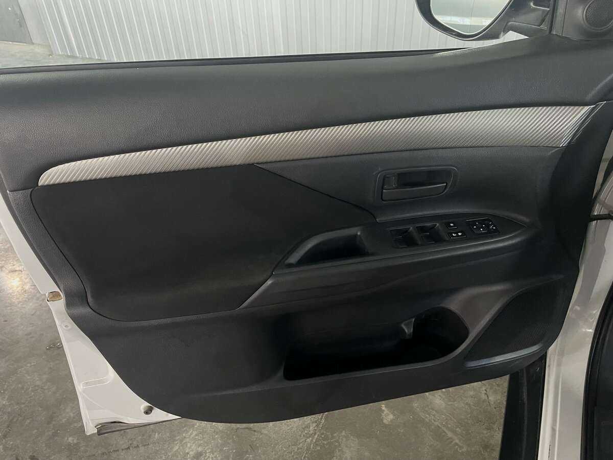 Купить Митсубиши Оутлэндер, 2013, 193 026 км.. Фото: #16