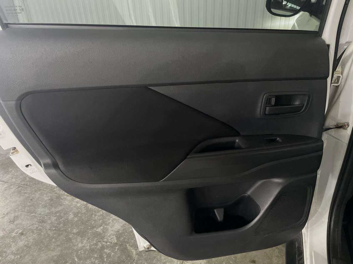 Купить Митсубиши Оутлэндер, 2013, 193 026 км.. Фото: #17