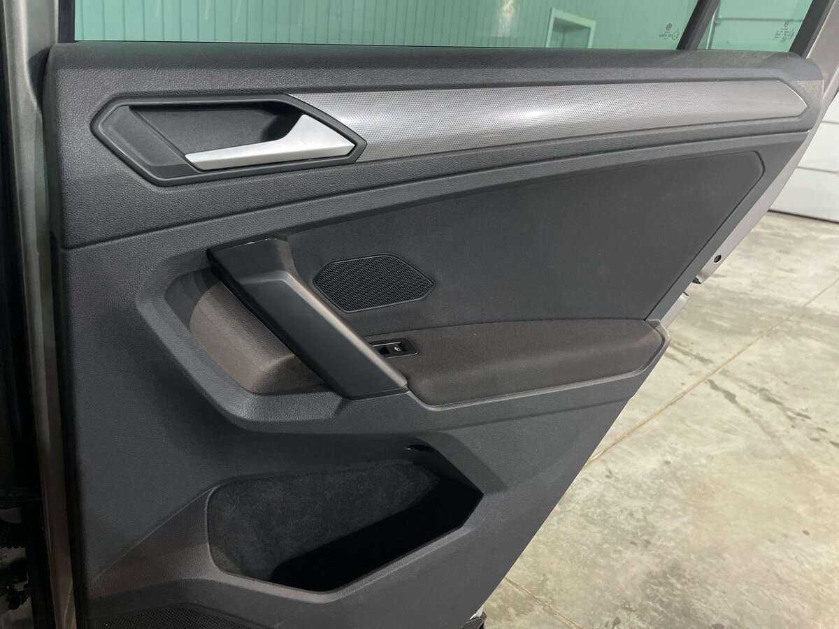 Купить Volkswagen Tiguan, 2019, 50 846 км.. Фото: #24