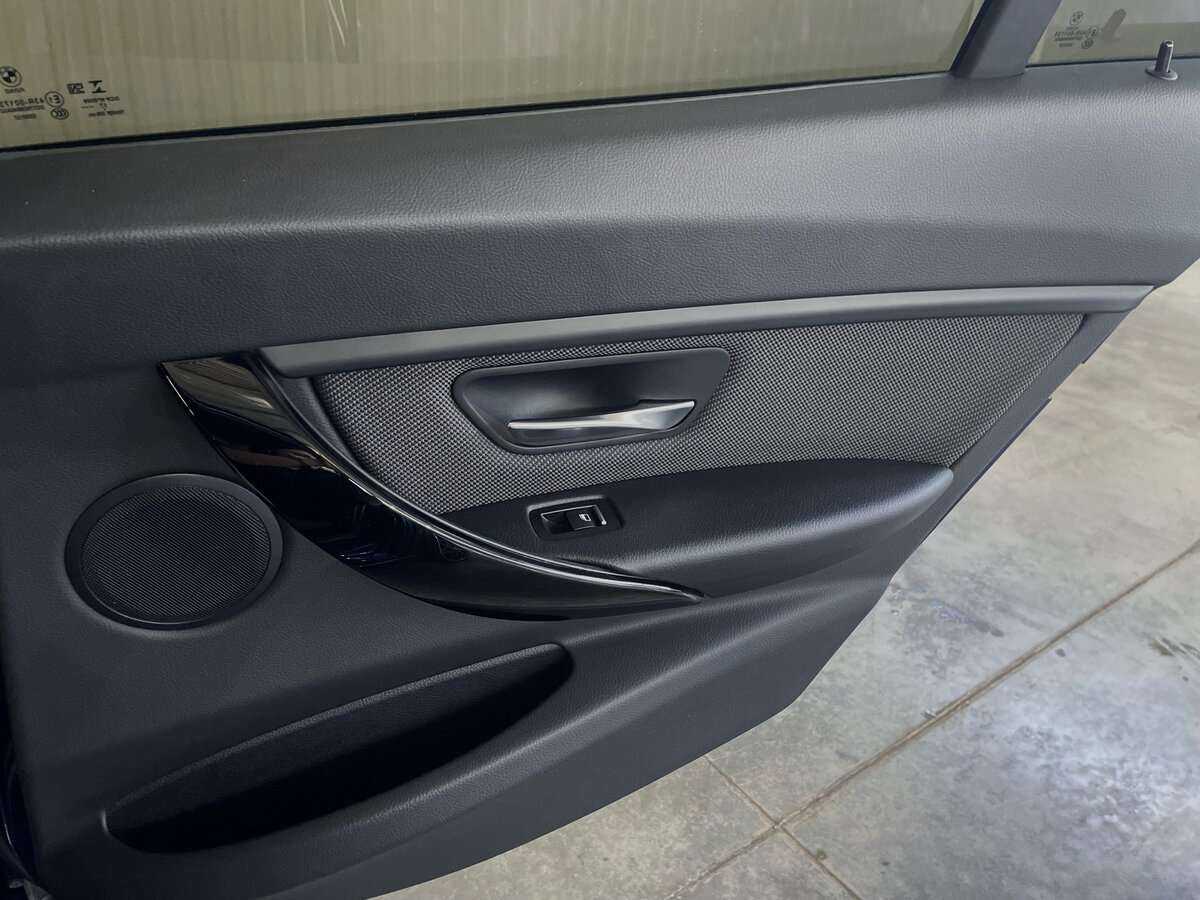 Купить BMW 3 серии, 2018, 129 300 км.. Фото: #23