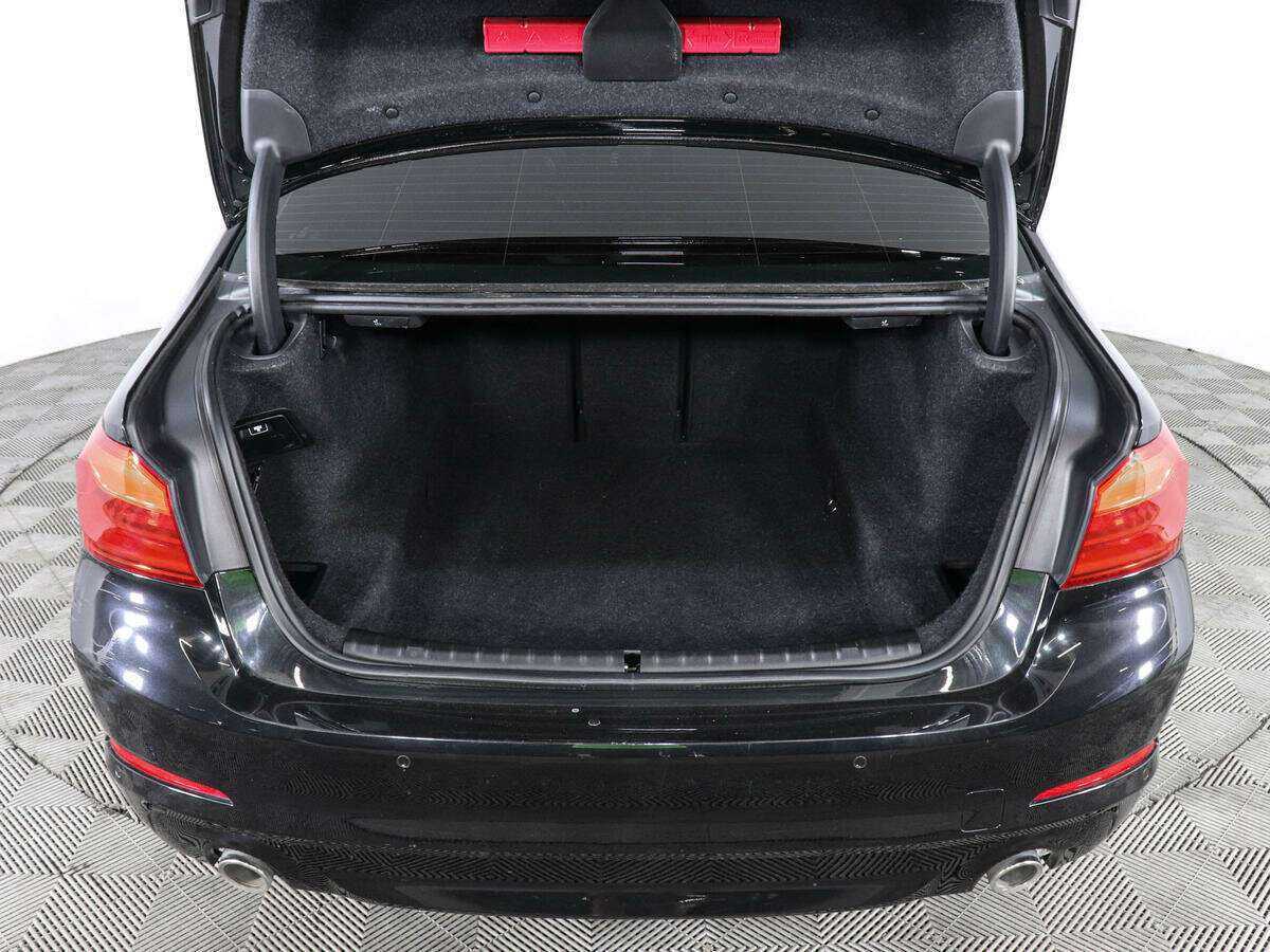 Купить BMW 5 серии, 2017, 141 000 км.. Фото: #8