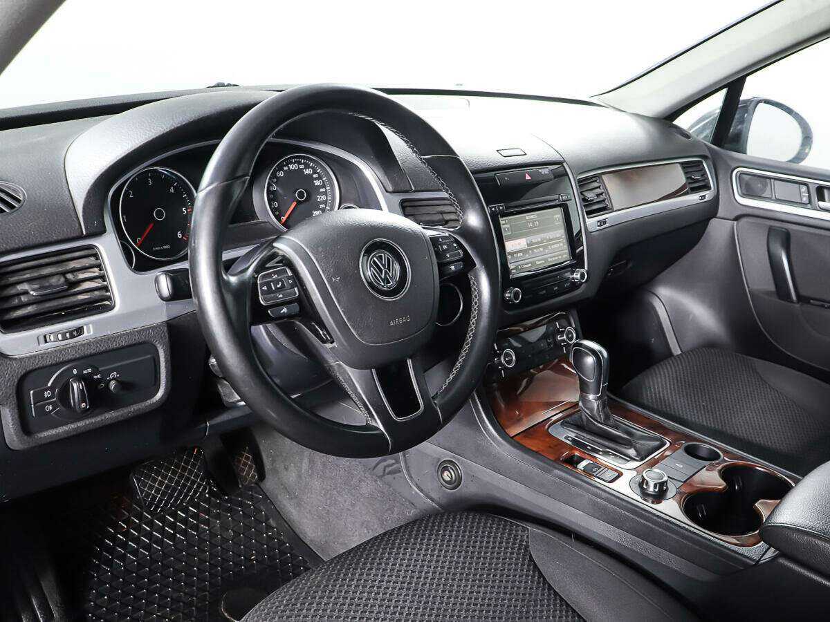 Купить Volkswagen Touareg, 2013, 321 298 км.. Фото: #12