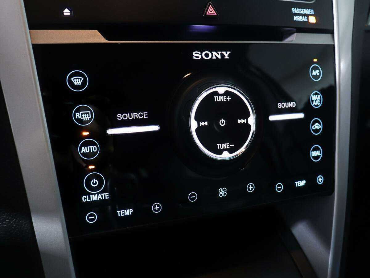 Купить Ford Explorer, 2013, 135 054 км.. Фото: #19