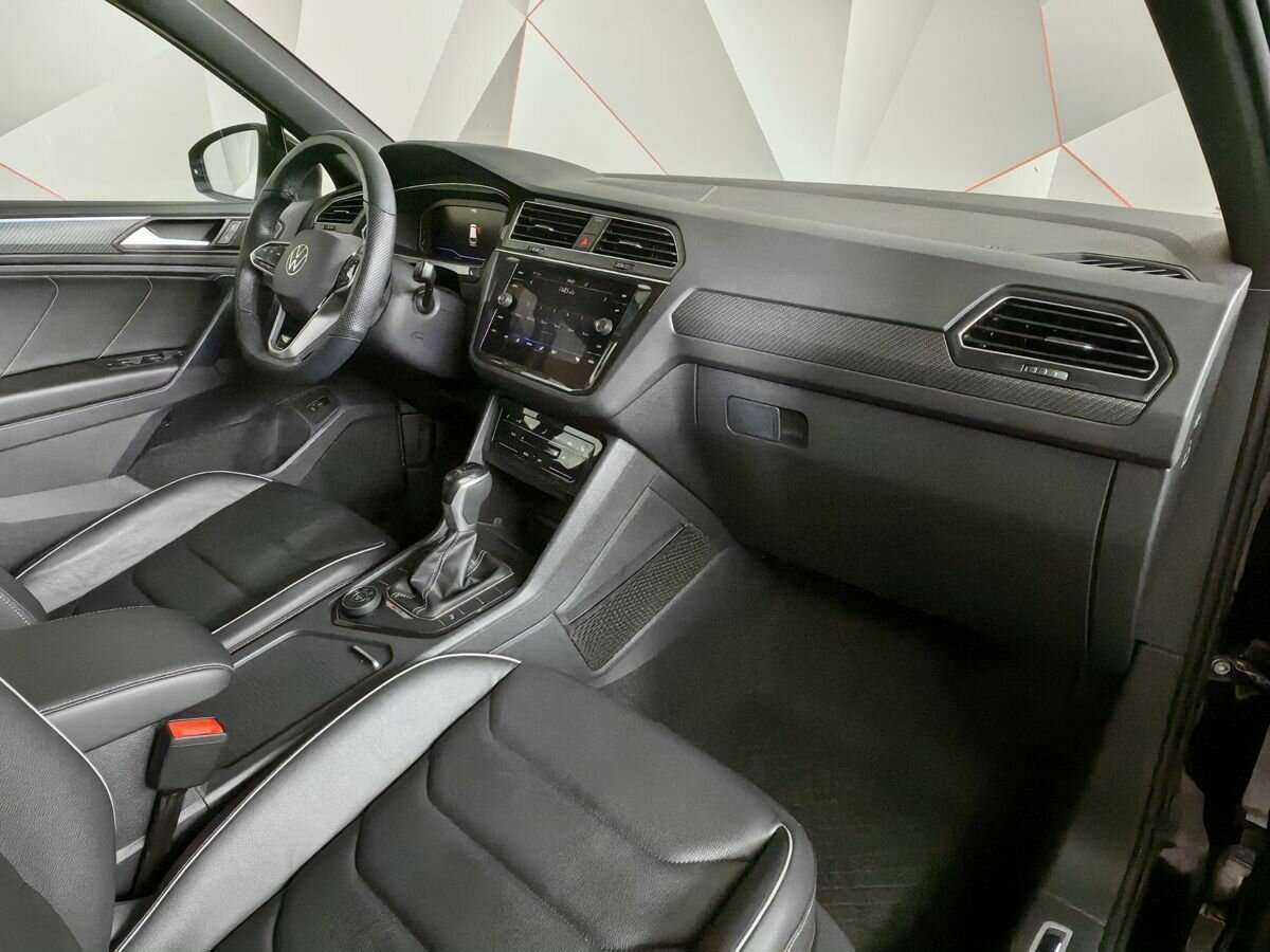 Купить Volkswagen Tiguan, 2021, 26 100 км.. Фото: #7
