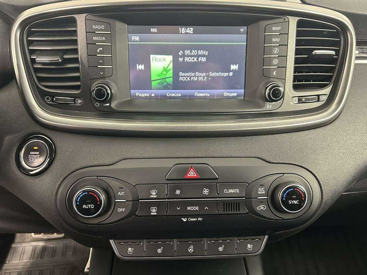 Купить Kia Sorento, 2017, 197 960 км.. Фото: #9