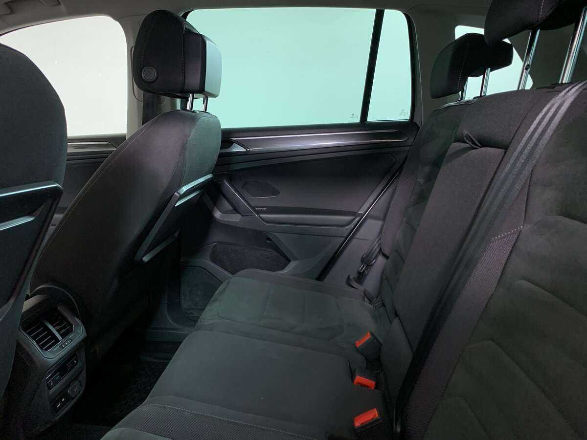Купить Volkswagen Tiguan, 2018, 84 358 км.. Фото: #14
