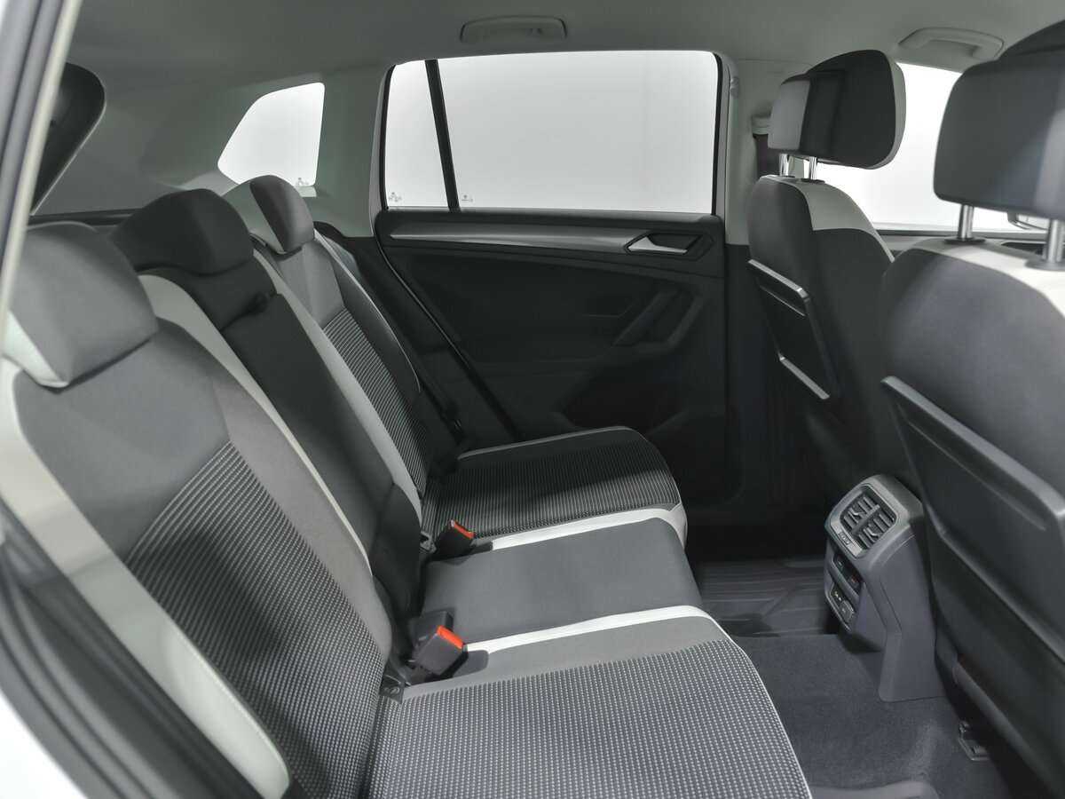 Купить Volkswagen Tiguan, 2020, 72 673 км.. Фото: #12