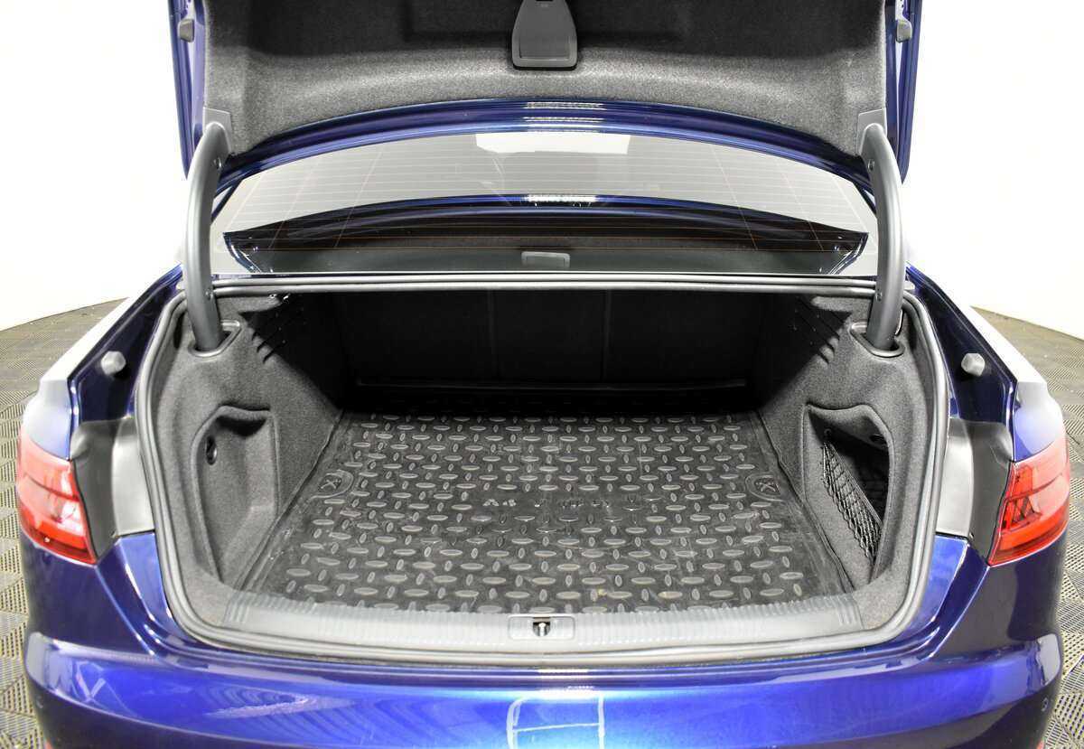 Купить Audi A4, 2018, 83 564 км.. Фото: #7