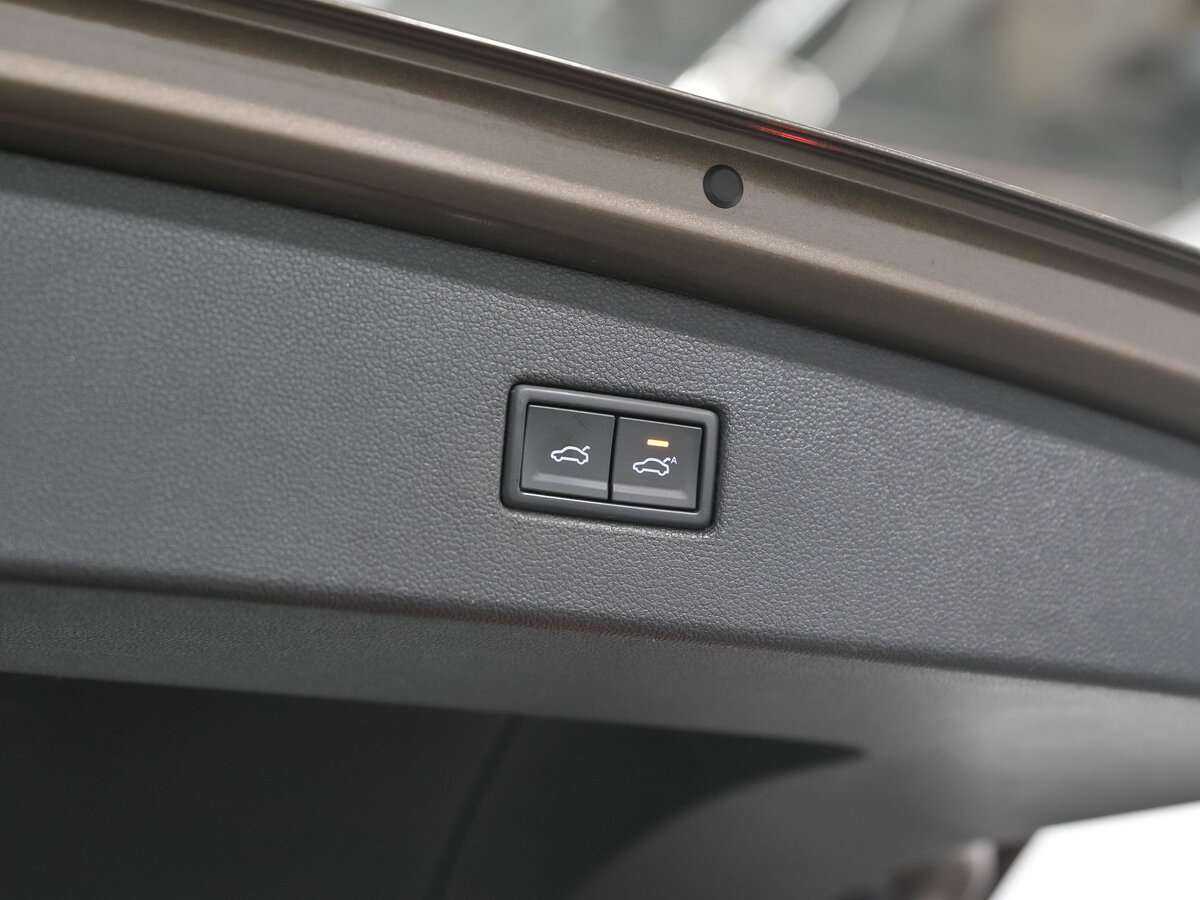 Купить Volkswagen Tiguan, 2018, 72 351 км.. Фото: #16