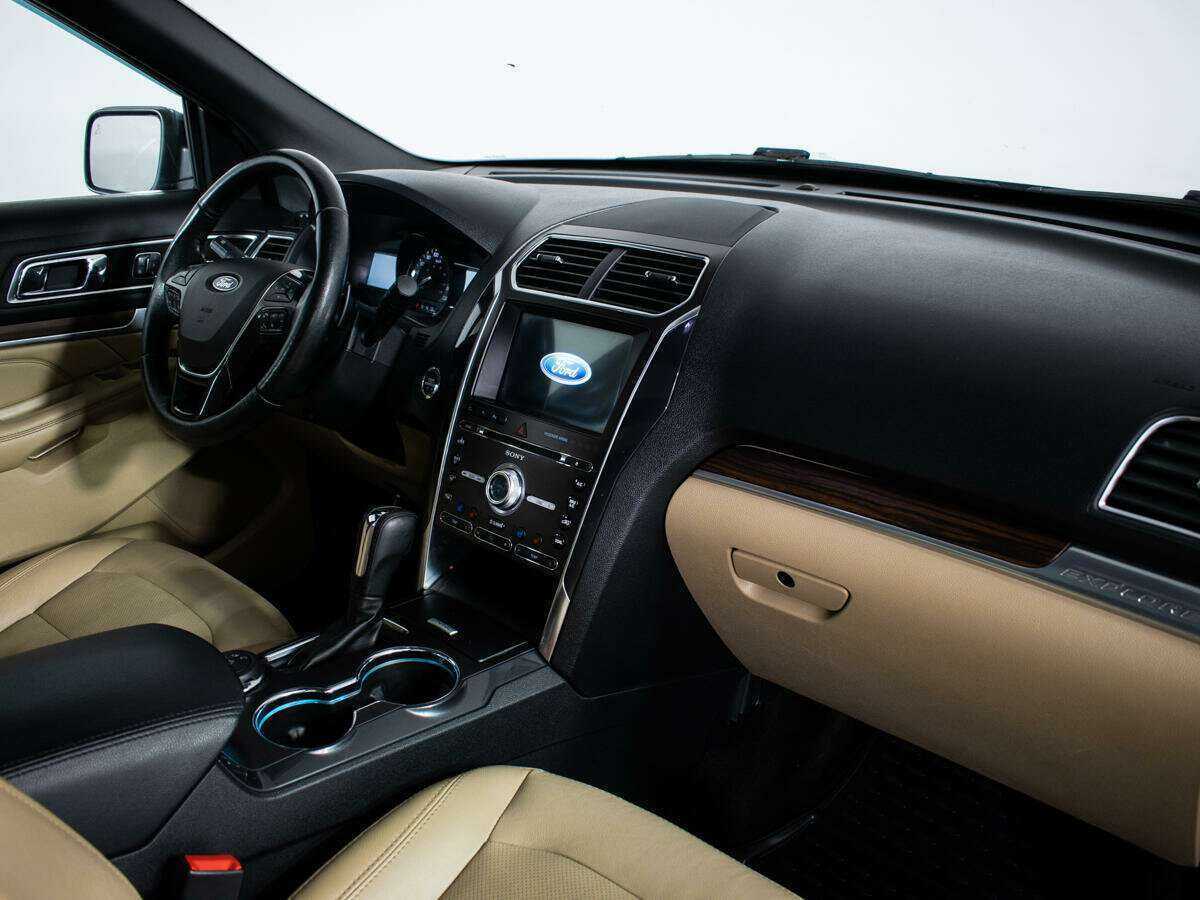Купить Ford Explorer, 2016, 160 050 км.. Фото: #8