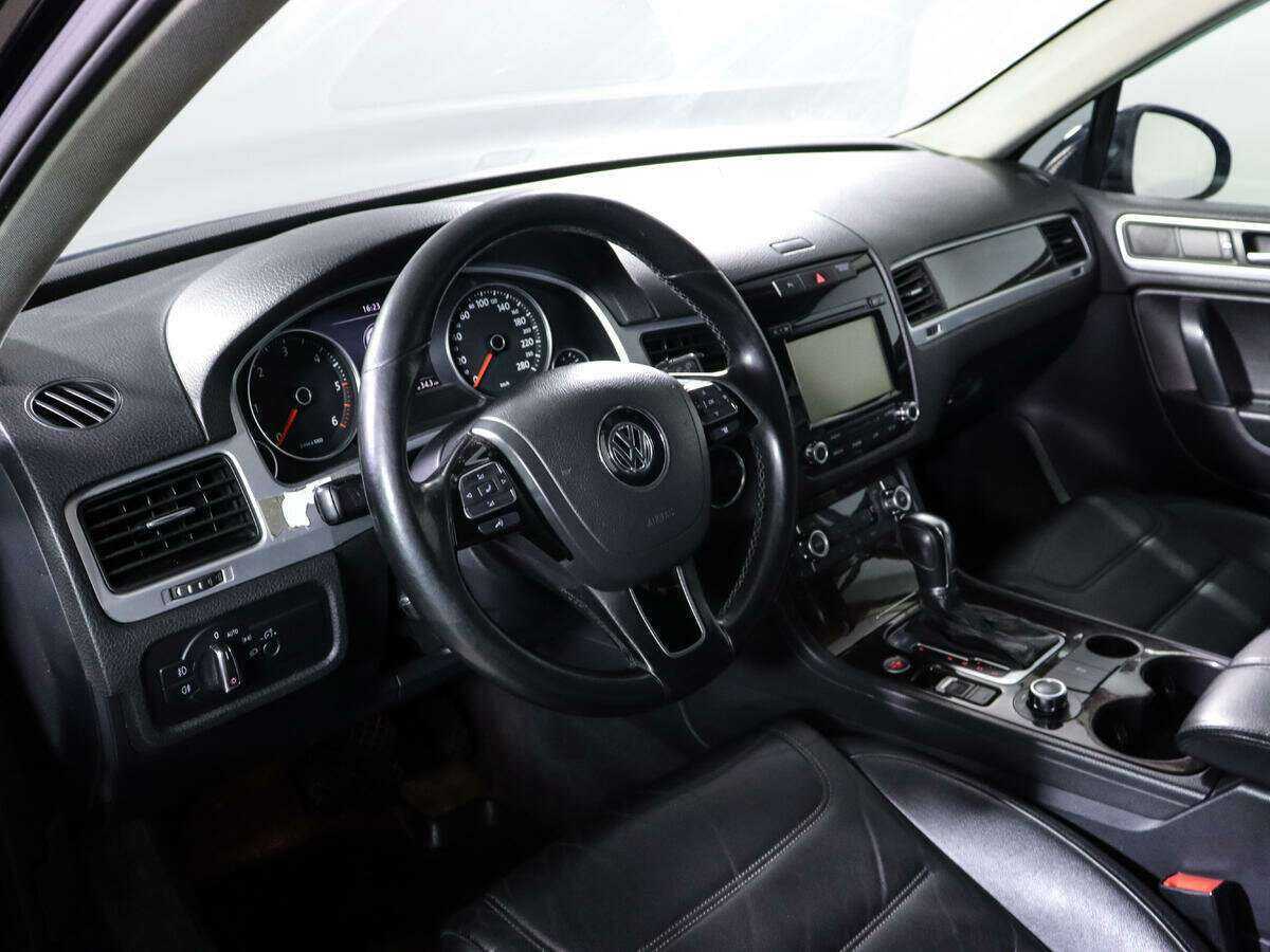 Купить Volkswagen Touareg, 2012, 200 985 км.. Фото: #13