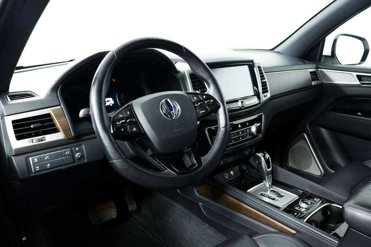 Купить SsangYong Rexton, 2018, 101 129 км.. Фото: #13