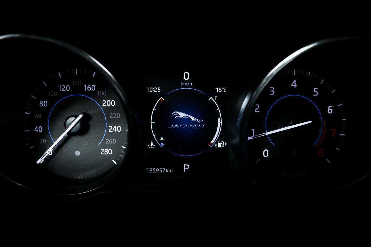 Купить Jaguar XF, 2016, 185 956 км.. Фото: #9