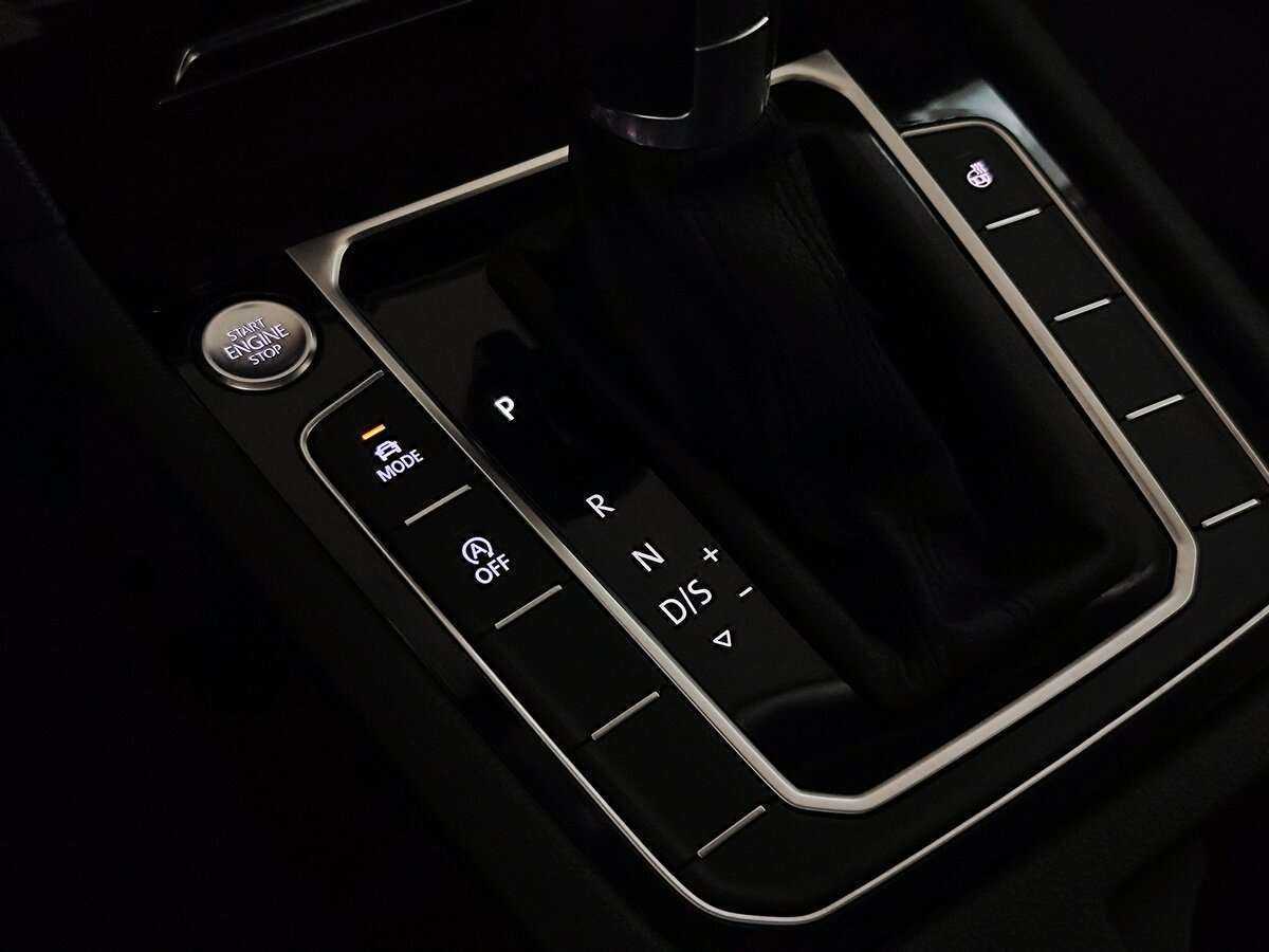 Купить Volkswagen Passat, 2019, 153 200 км.. Фото: #19