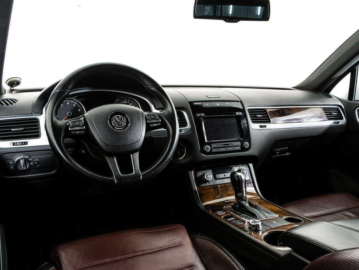 Купить Volkswagen Touareg, 2012, 229 375 км.. Фото: #8
