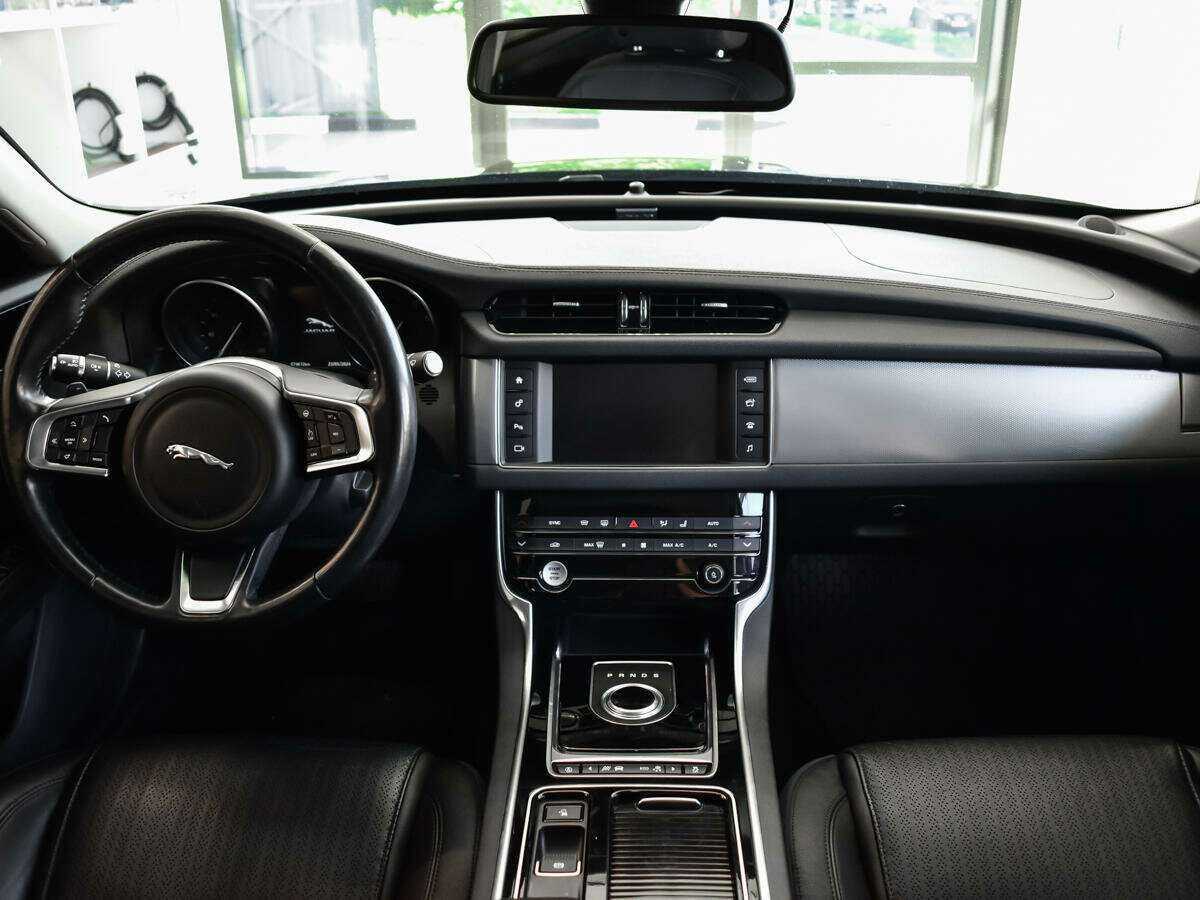 Купить Jaguar XF, 2017, 74 452 км.. Фото: #10