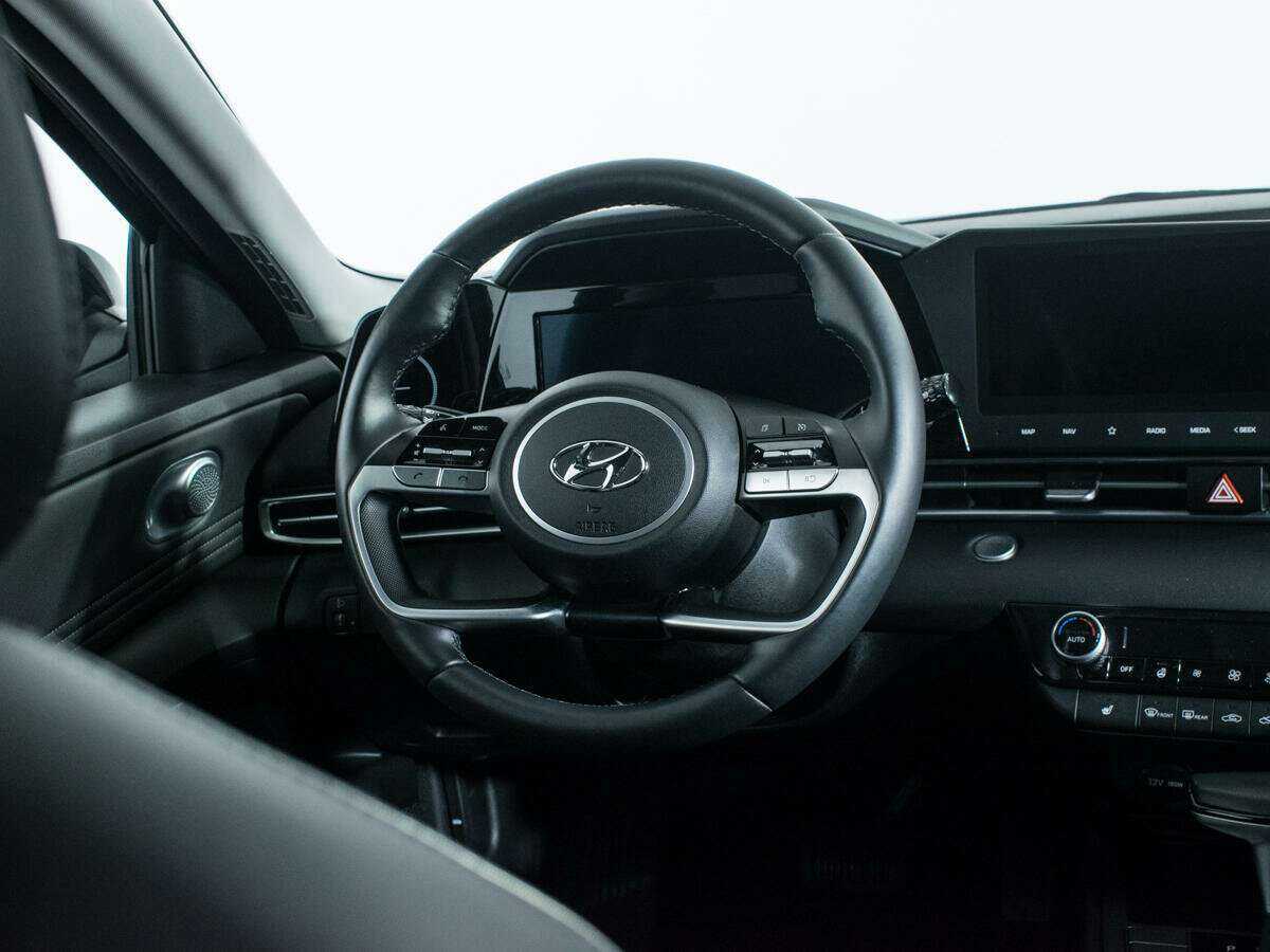 Купить Hyundai Elantra, 2023, 8 327 км.. Фото: #13