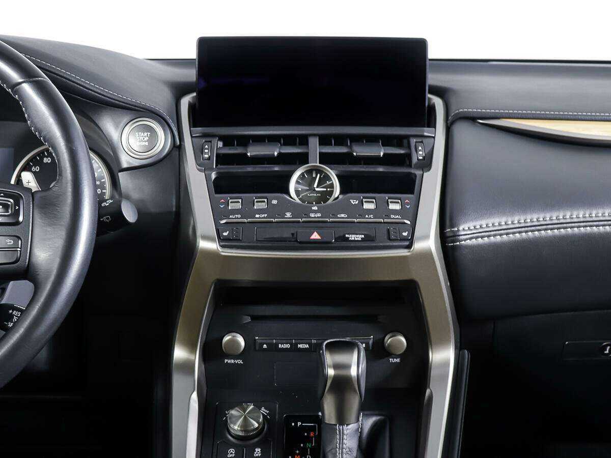 Купить Lexus NX, 2017, 25 726 км.. Фото: #13