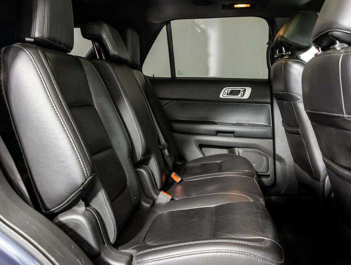 Купить Ford Explorer, 2013, 239 284 км.. Фото: #11