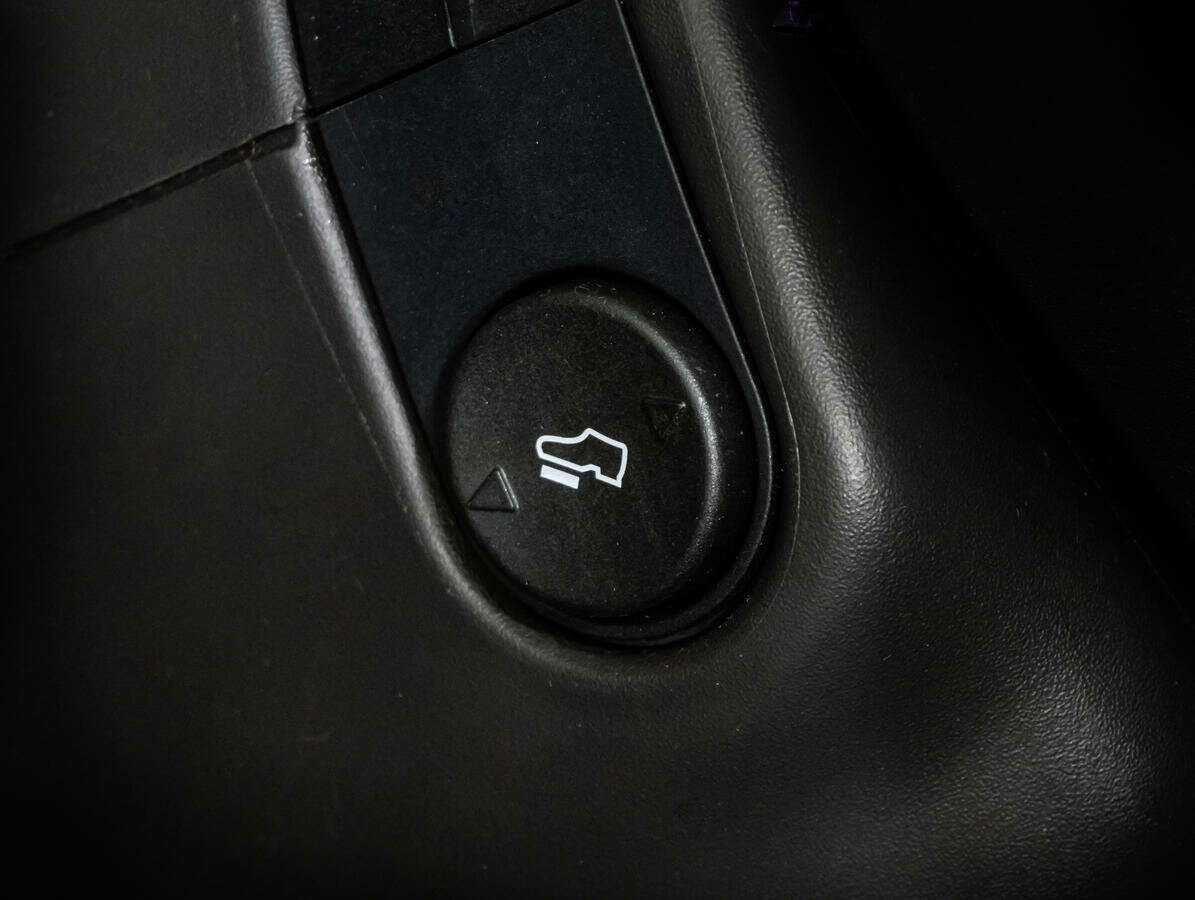 Купить Ford Explorer, 2013, 239 284 км.. Фото: #17