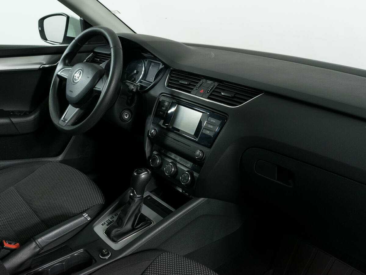 Купить Шкода Октавия, 2015, 118 100 км.. Фото: #4