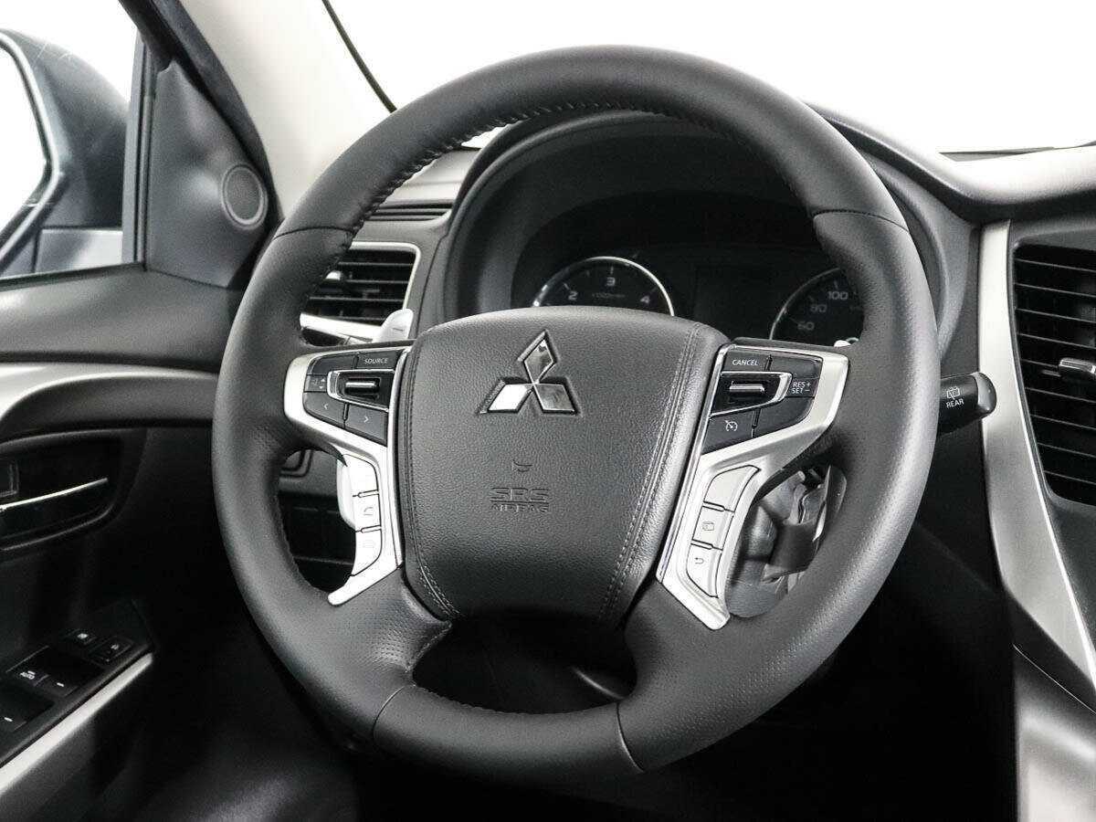 Купить Mitsubishi Pajero Sport, 2018, 204 583 км.. Фото: #12