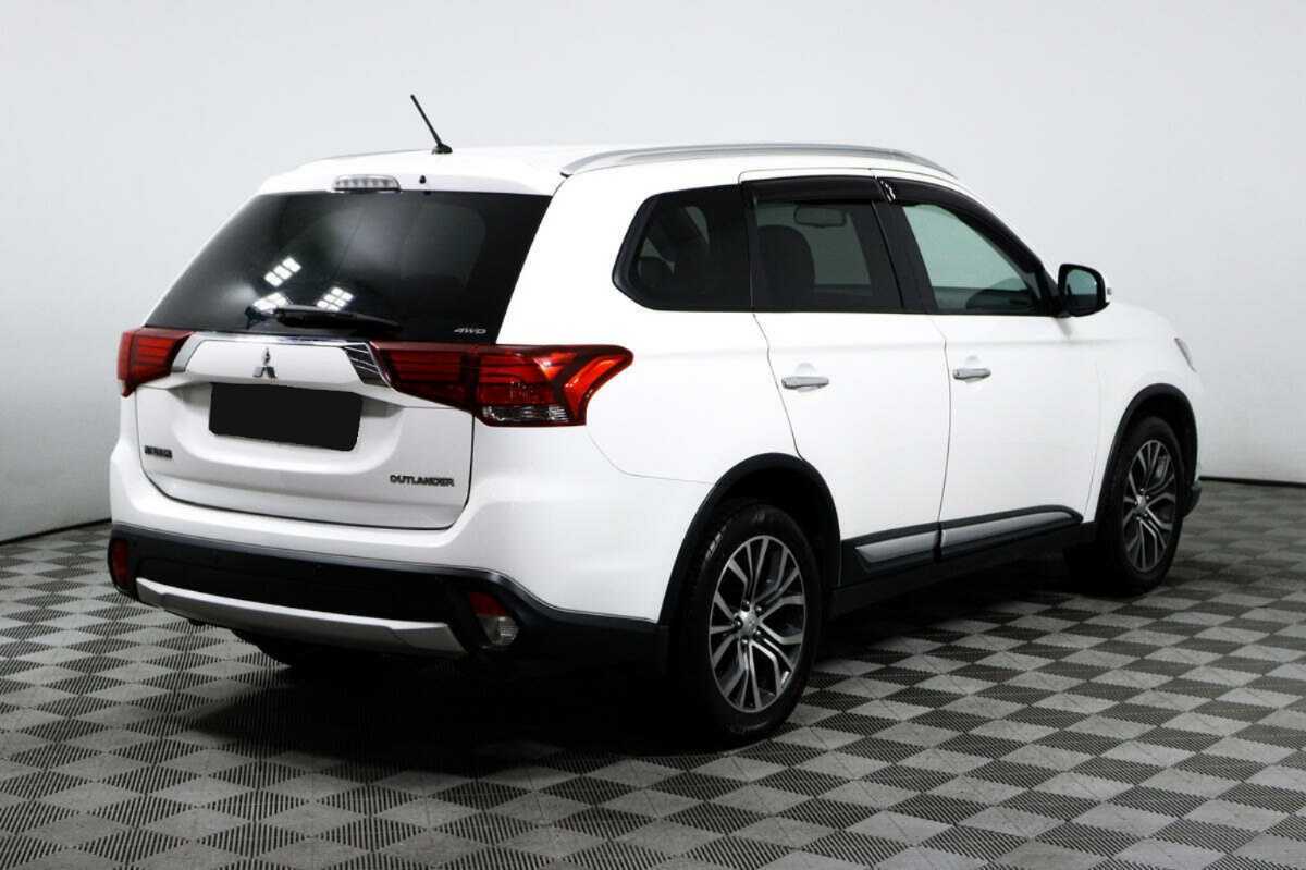 Купить Mitsubishi Outlander, 2016, 129 680 км.. Фото: #4