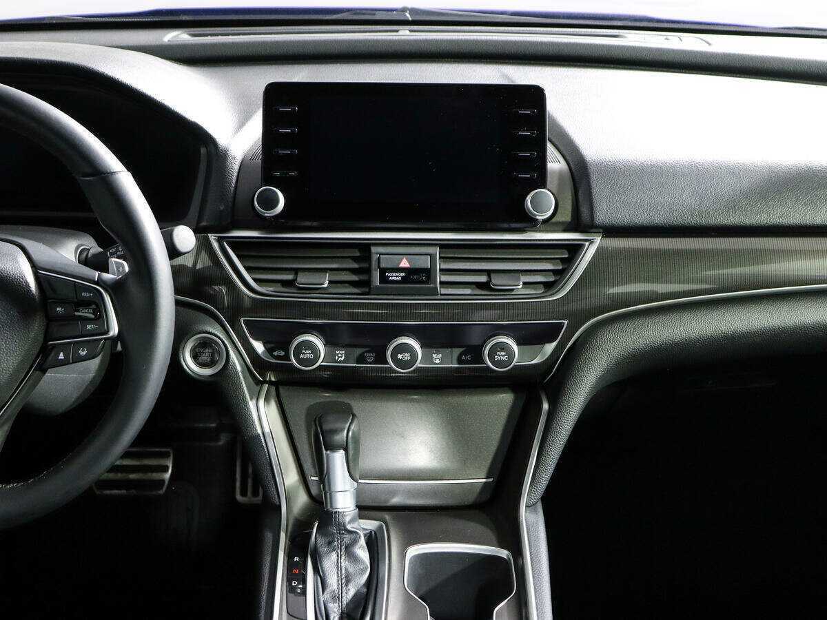 Купить Honda Accord, 2022, 10 620 км.. Фото: #9